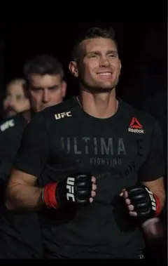 UFC トレーニングTシャツ 100%コットン　黒/白　XL/XXL