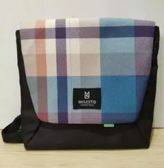【８月末まで】ミレスト　ヒュッテ　サコッシュ　ショルダーバッグのサムネイル
