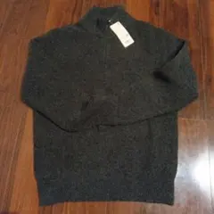 ユニクロ　スフレヤーン　ハーフジップセーター　タグ付き