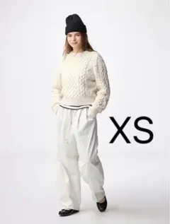 GU ジーユー　バレルレッグプルオンパンツ Q オフホワイト　XSサイズ