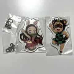 鬼滅の刃　アクリルキーホルダー　炭治郎、ね豆子