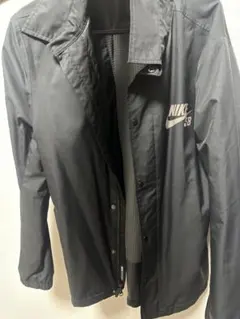NIKE SB ブラックナイロンジャケット XS