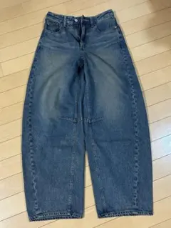 『期間限定値下げ』GU バレルレッグジーンズ(丈標準) Sサイズ