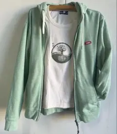 新品　CHUMS Parka チャムス パーカー　メンズ　レディースのサムネイル