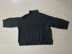 オーバーサイズ長袖ニットセーター