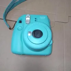 FUJIFILM instax mini8+ インスタントカメラ