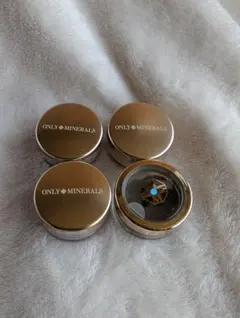 ONLY MINERALS アイシャドウ&アイブロウ 4点セットのサムネイル