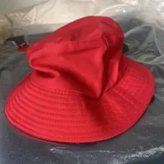 リバーシブルバケットハット 赤 黒