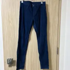 ダークブルー スキニーデニムパンツ