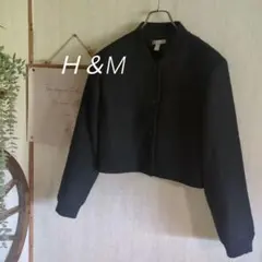 13 Ｈ＆M　ブラックショート又ジャケットのサムネイル