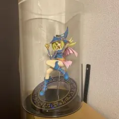 【限定希少品】遊戯王　ブラックマジシャンガール フィギュア