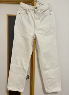 GU ハイウエストストレートジーンズ M (ivory)