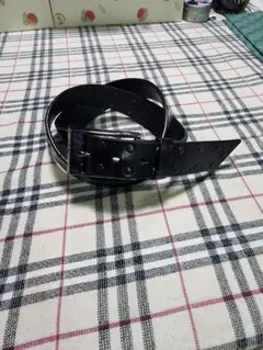 BURBERRYBLACKlabel黒 レザー ベルト穴あきデザイン