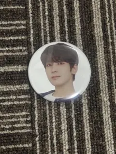 セブチカフェ ウォヌ 缶バッジ