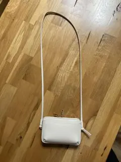 ホワイト ショルダーバッグ お財布
