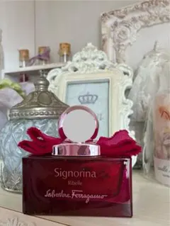 サルヴァトーレ・フェラガモ シニョリーナ リベレ 30ml