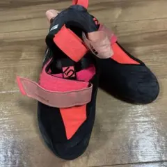 Item thumbnail for item 97c82b9c-49b8-4095-b971-940bd588455c