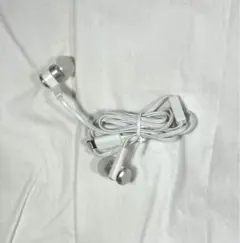 ホワイト lightning 有線イヤホン