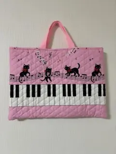 ハンドメイド☆レッスンバッグ　絵本袋　猫と音符のキルティングバッグ