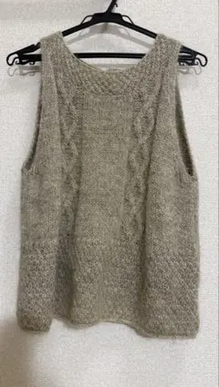 ニットベストウール