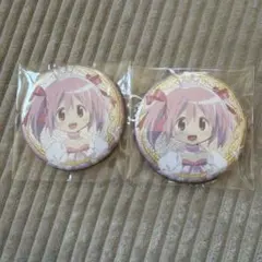 魔法少女まどか⭐︎マギカ　ローソン　缶バッジ　 鹿目まどか