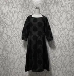 美品　Lover's Birthday ドット刺繍デザインワンピース　日本製