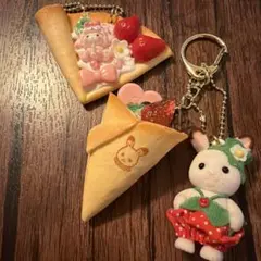 シルバニアファミリー苺うさぎクレープ型ストラップ いちごとウサギ