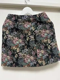花柄 ゴブラン織り タイトスカート