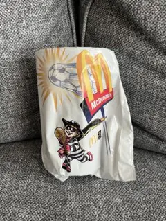 マクドナルド FIFAミニサッカーボール 1300個限定品 - メルカリ