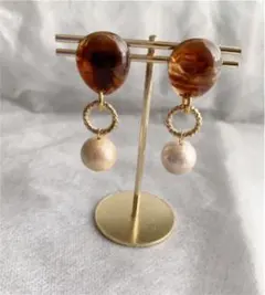 Item thumbnail for item 9377302a-8763-4400-aabb-762aa44f9c89