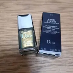 ディオール　ネイルのサムネイル