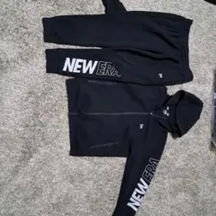 NEW ERA ブラック セットアップ 上L　下XL