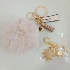 【新品・未使用】シャネル・2024クリスマス限定チャーム+ベージュチャーム