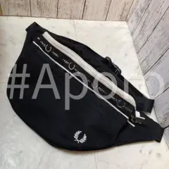 フレッドペリー FRED PERRY モノクロームクロス ボディバッグ ブラック