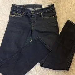 DIESEL Mサイズ ダークブルー スキニーデニム 26インチ