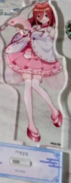 2025年最新】キャラクター名：中野三玖 アクリルスタンドの人気