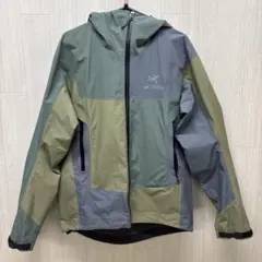 は*す様 最安値【23AW】ARC'TERYX BETA AR smoke bl - メルカリ