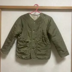 オリーブ色キルティングジャケット