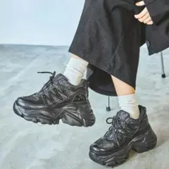 PAGEBOY プラットチャンキースニーカー　ブラック Mサイズ レース