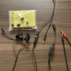 ゲーミングヘッドセット　インイヤー　ブラック