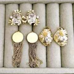 ハンドメイド　レジン　サージカルステンレスピアス　アクセサリー　ジルコニア押し花