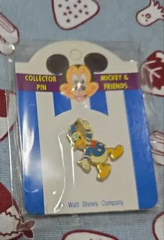 ディズニーランド　ピンズ　ドナルドダック