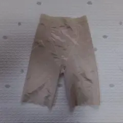 NOVARESSE ブライダルインナー　ガードルM