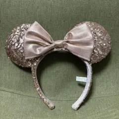 【美品】ミニーカチューシャ ピンク スパンコール　ディズニー　☆早い者勝ち☆