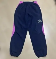 umbro アンブロ ピステパンツ　Ｍサイズ　ネイビー