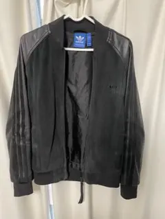 adidas ブラックレザージャケット
