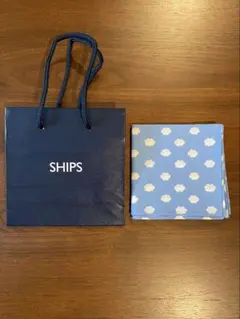 新品 SHIPS シップス ハンカチ 雲☁️ ショップバックもセットですのサムネイル
