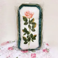【新品タグ付き】ルルメリー×Francfranc クッション　1本のバラ　薔薇