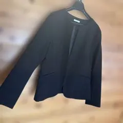 ブラック ノーカラージャケット 裏地付き