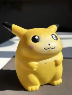 初代 ポケモン貯金箱　ピカチュウ フィギュア　平成レトロ1997年